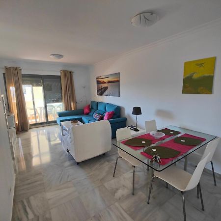 Apartamento Cerca De La Playa Con Piscina فوينخيرولا المظهر الخارجي الصورة