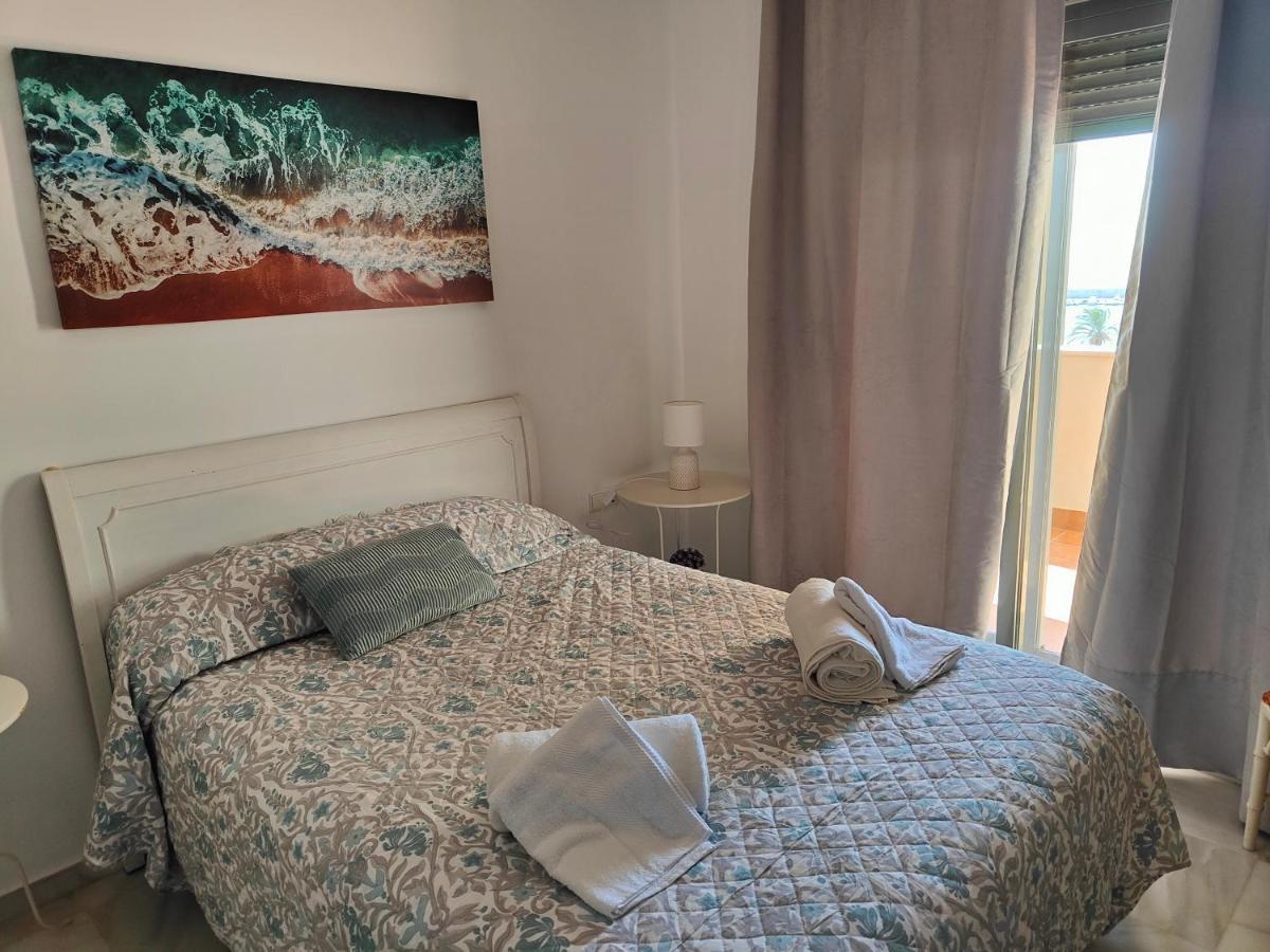 Apartamento Cerca De La Playa Con Piscina فوينخيرولا المظهر الخارجي الصورة