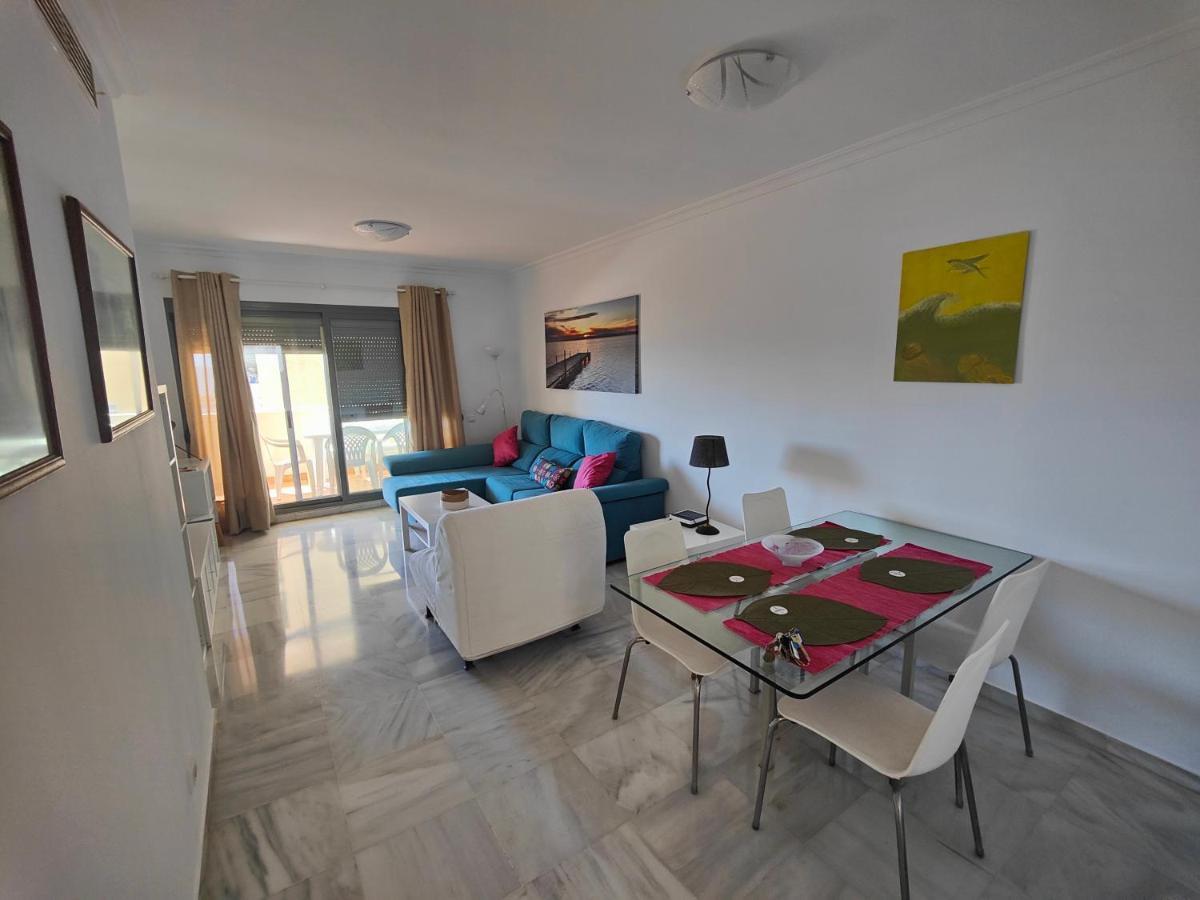 Apartamento Cerca De La Playa Con Piscina فوينخيرولا المظهر الخارجي الصورة